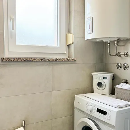 2 Bedroom Cozy In Marinici (Primorsko-Goranska)